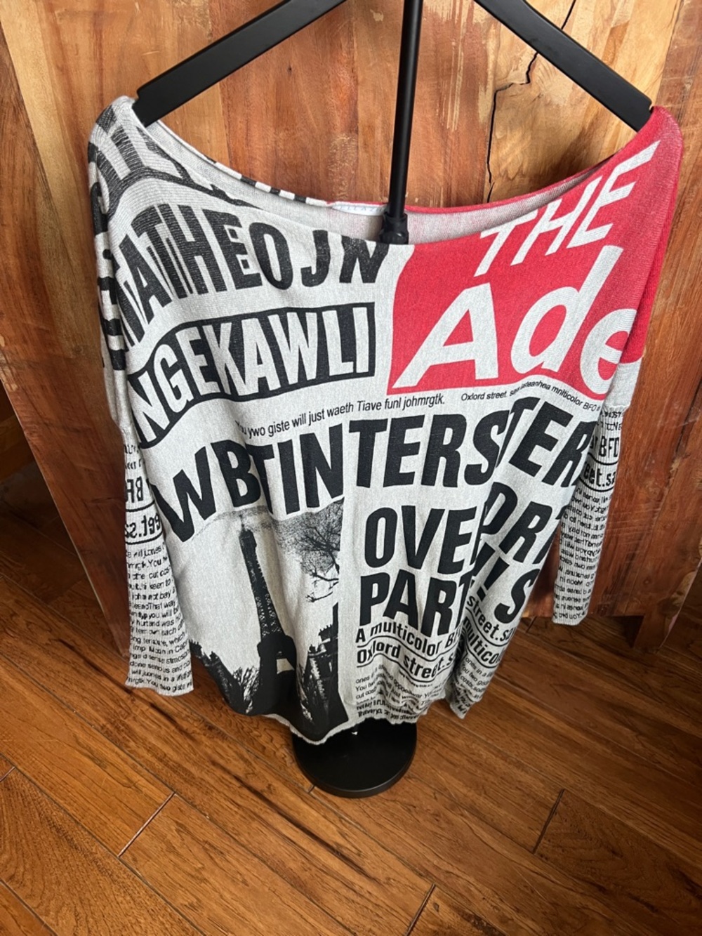 Graphic Newspaper Print Sweater - Black, White & Red